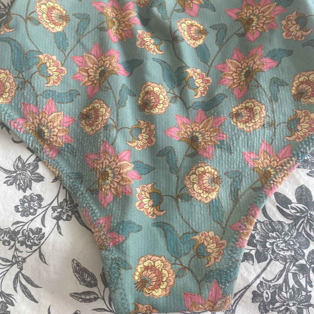 One-piece swimsuit, louise misha, 4y - Picture 3 of 4